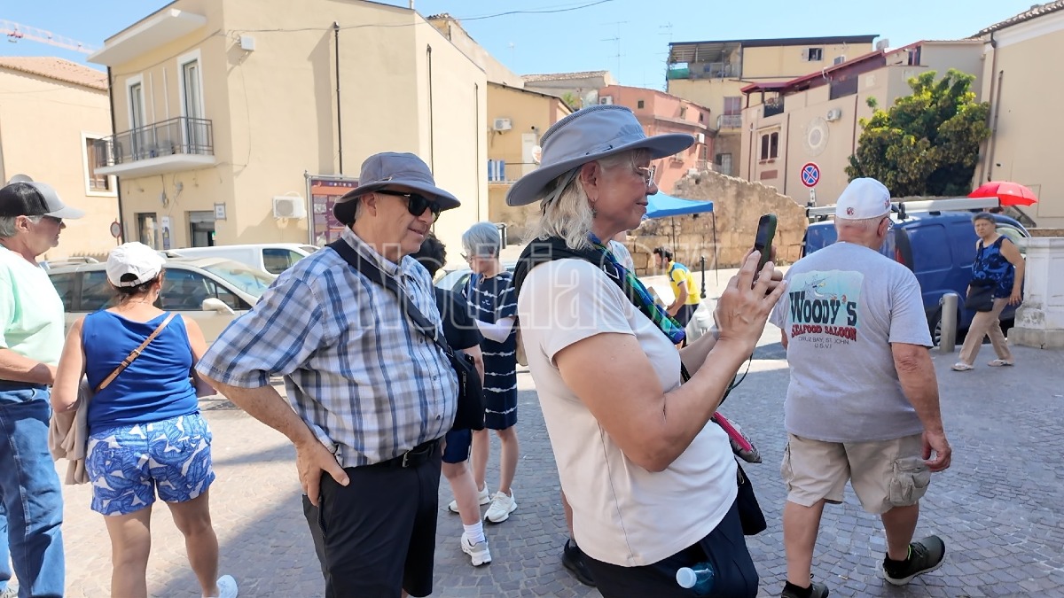 turisti crotone redazione 31.07.2026