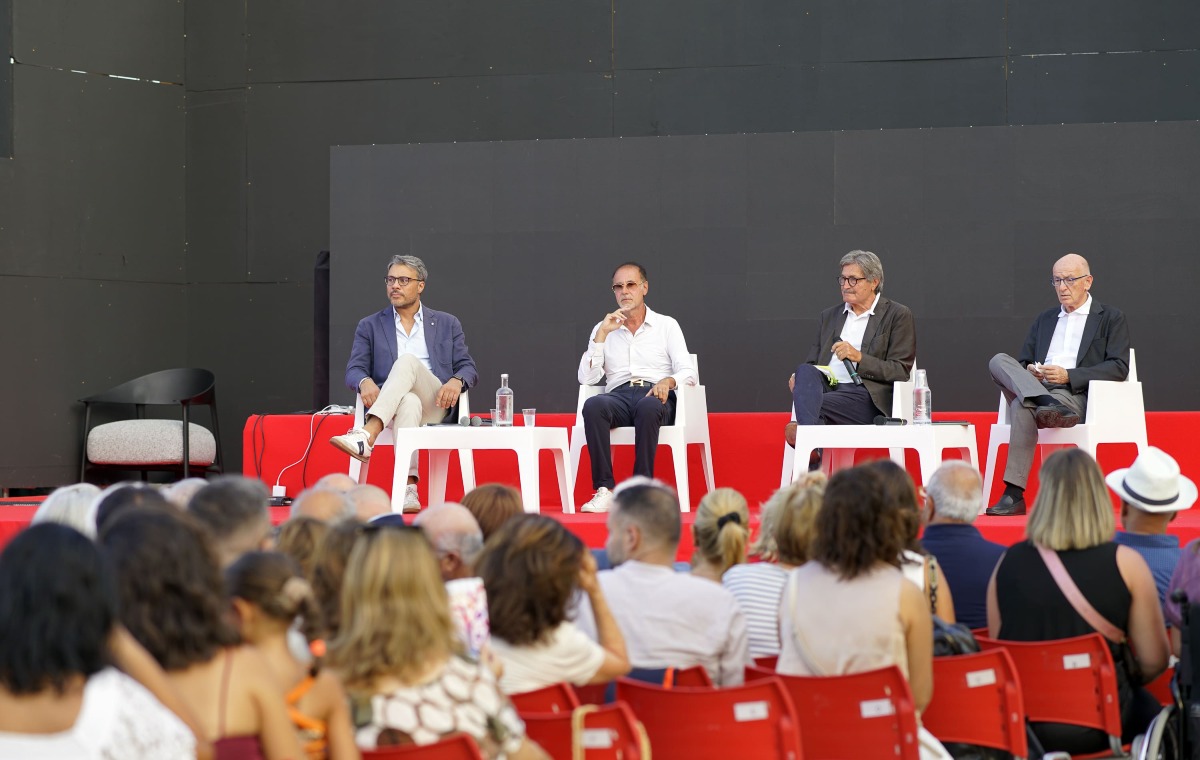 Magna Grecia Film Festival Carl Brave - Foto Uff. Stampa Magna Grecia Film Festival 1 agosto 2026