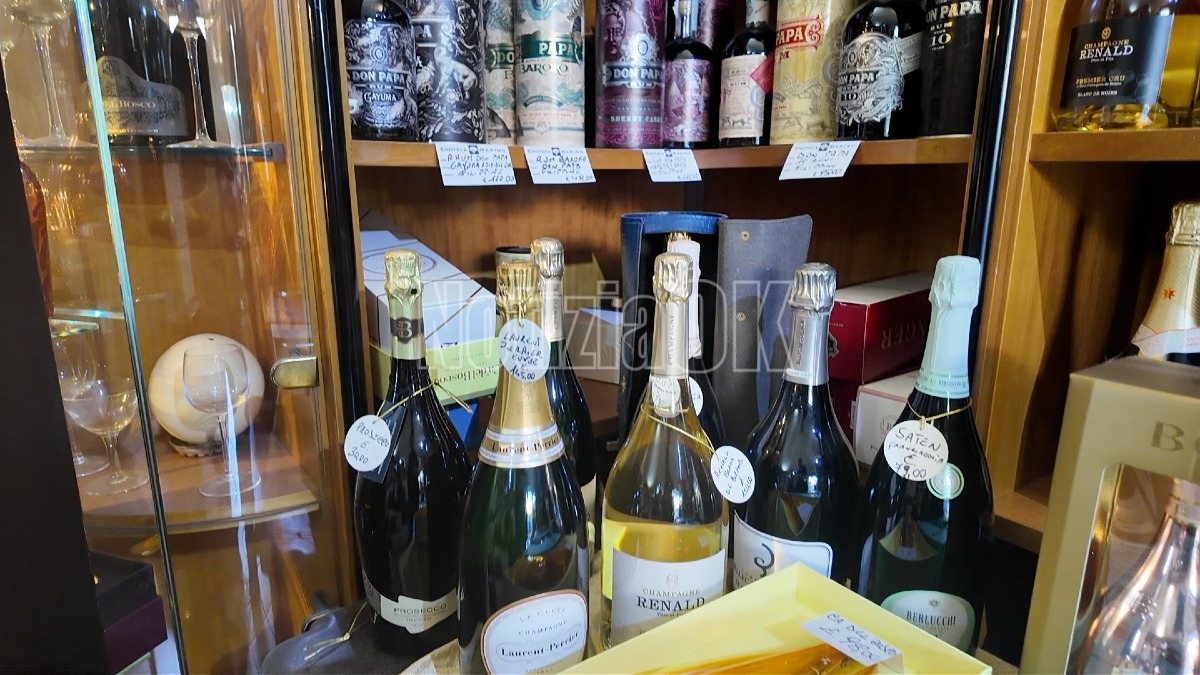 Raffaele e Luciana Marino - Enoteca Marino - Foto Redazione 