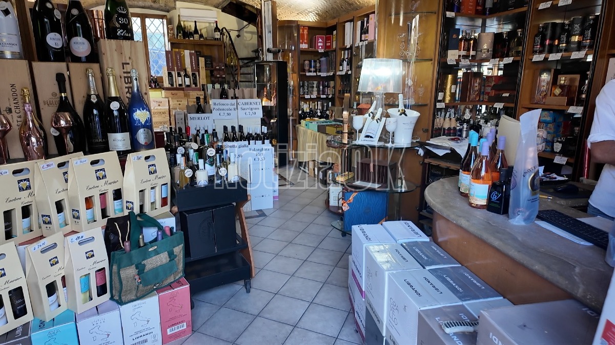Raffaele e Luciana Marino - Enoteca Marino - Foto Redazione 