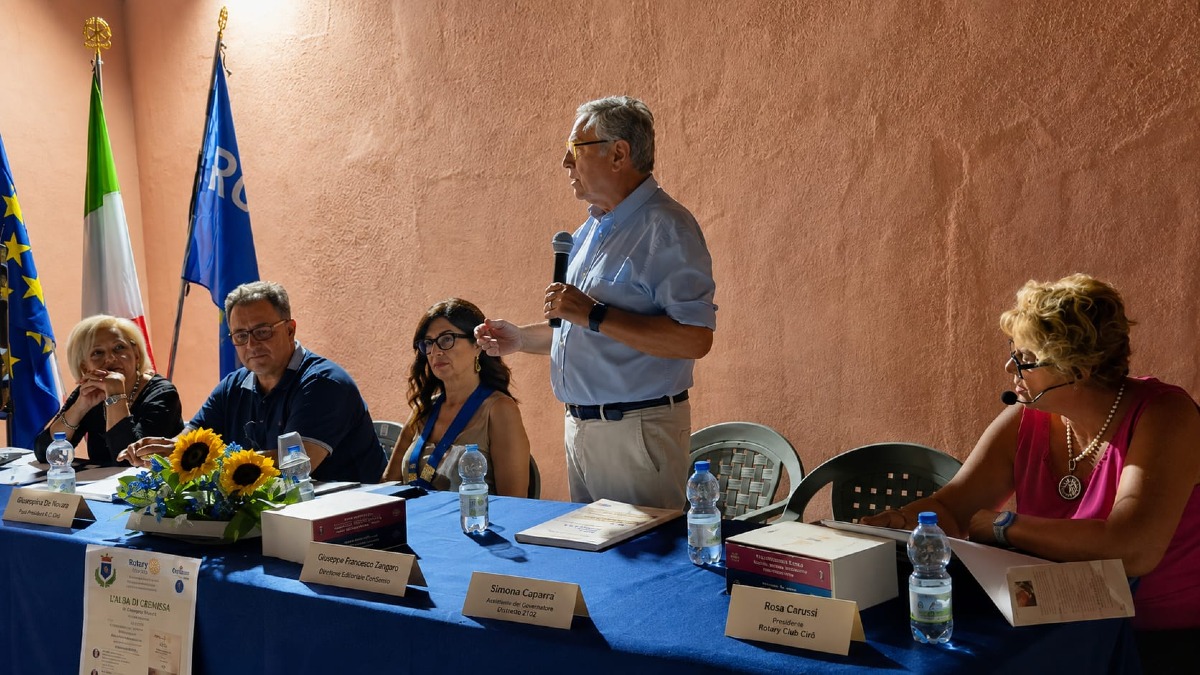 Rotary Club Cirò - Presentazione libro "L'Alba di Cremissa" - Foto Uff. Stampa Rotary Club Cirò  16.08.2026