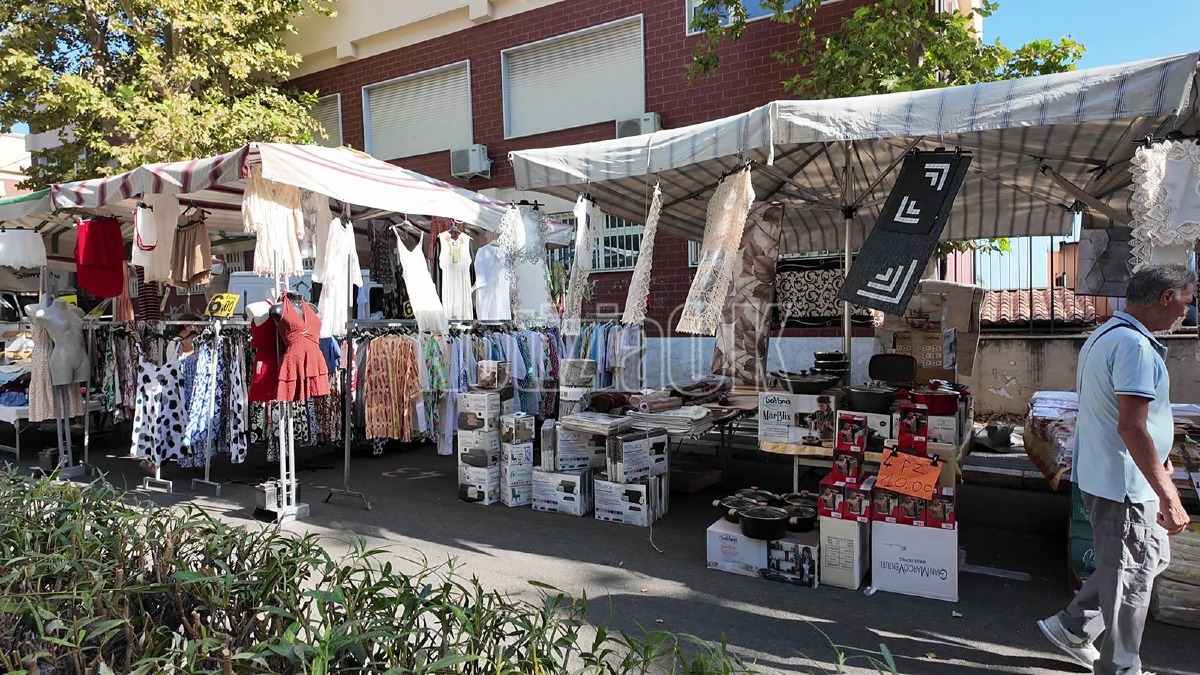 Mercato domenicale - 23 agosto 2026 - Foto Redazione 