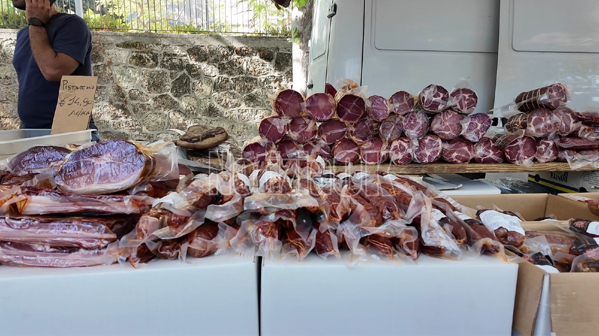Mercato domenicale - 23 agosto 2026 - Foto Redazione 