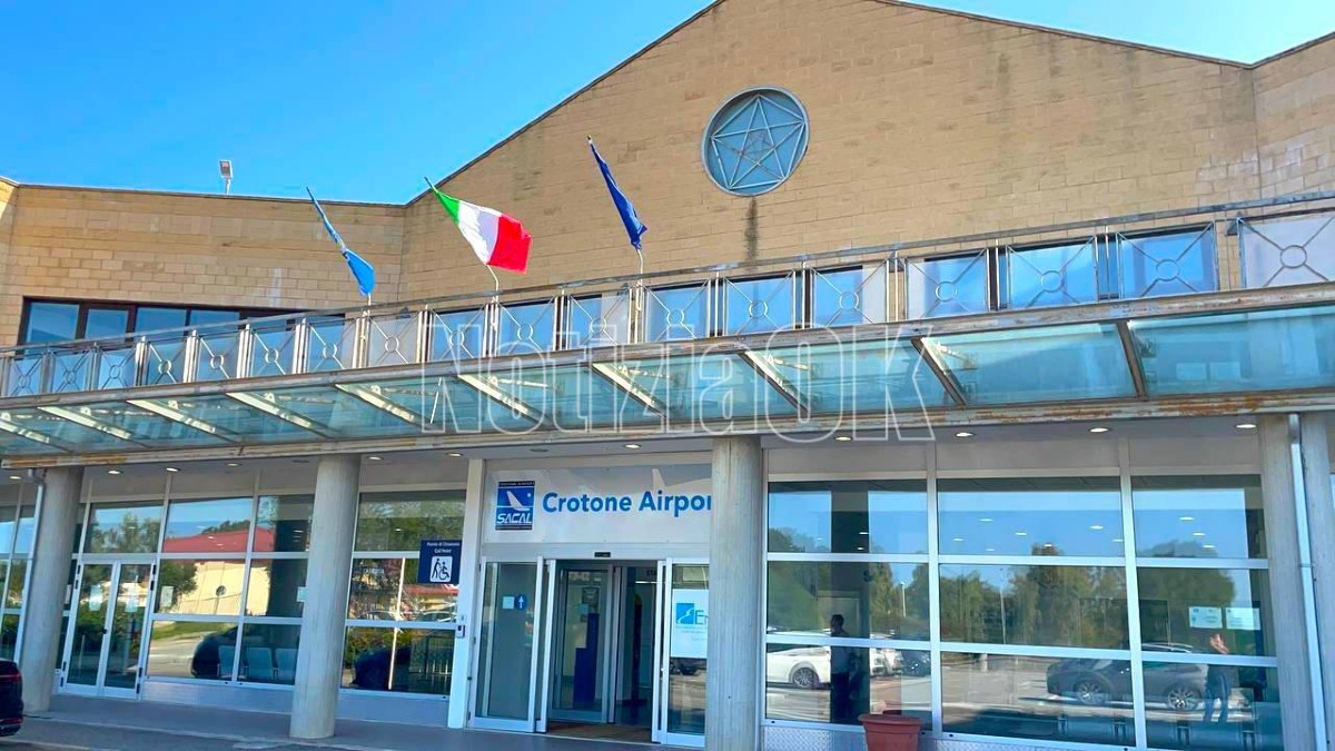 Aeroporto di Crotone, le tariffe medie Ryanair per novembre 2026: voli nazionali a partire da 20 euro - Foto: Redazione 