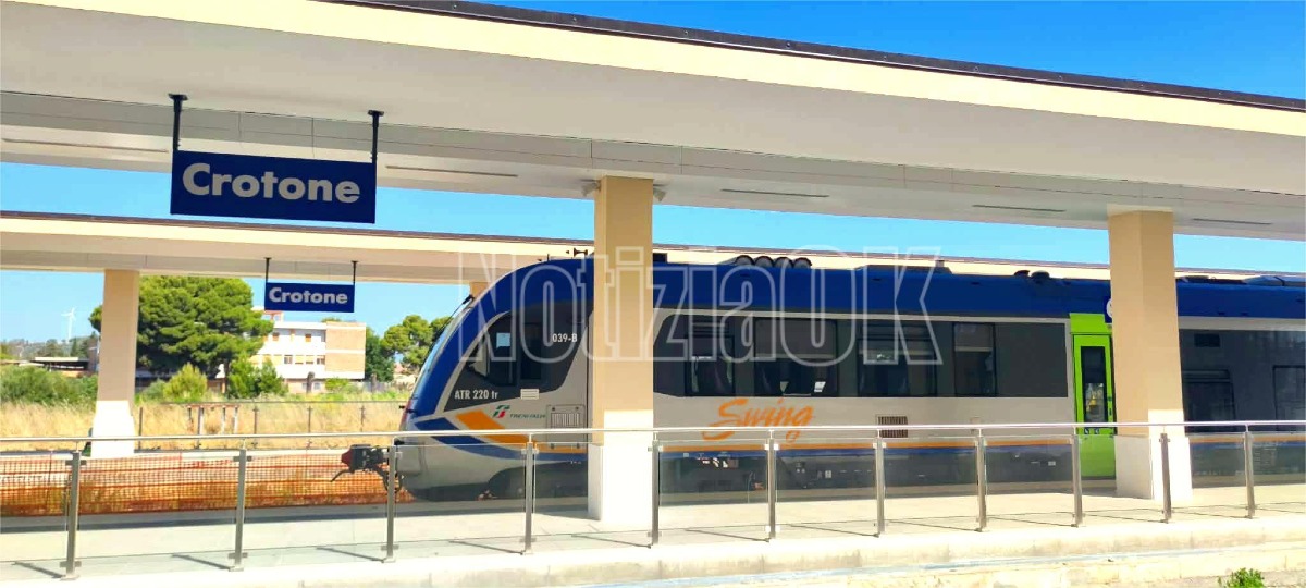Crotone - Un collegamento aeroporto-stazione e un nuovo ruolo per il porto - Foto: Redazione