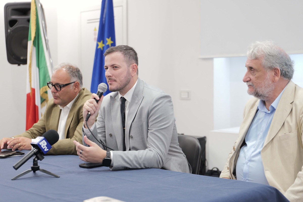 Reggio Calabria, il bronzo di Antonio Affidato dialoga con i miti della Magna Grecia - Foto Uff. Stampa Antonio Affidato 