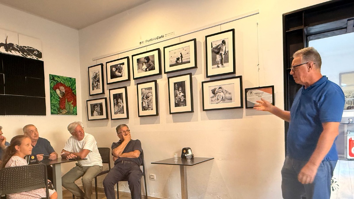 “Madre”, le emozioni in bianco e nero di Vincenzo Mano in mostra a Crotone - Foto Uff. Stampa Fotoamatori