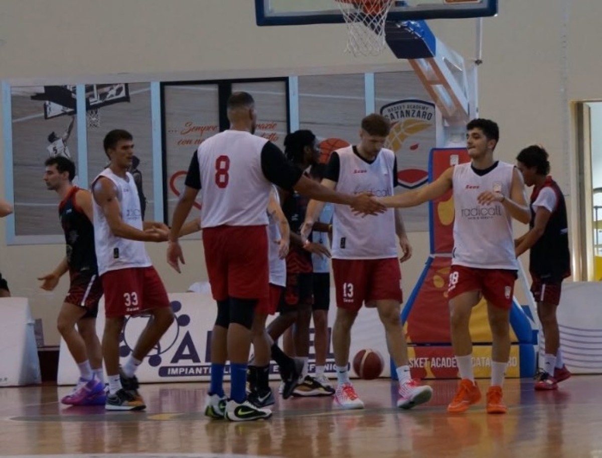 Basket Academy Catanzaro e Bim Bum Rende, primo test stagionale positivo nel segno della collaborazione - Foto: Uff. Stampa Basket Academy Catanzaro