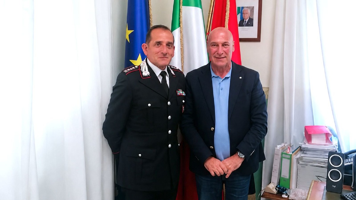 Giovinazzo lascia Crotone: il saluto del sindaco Voce e domani il bilancio -  Foto Uff. Stampa Comune di Crotone