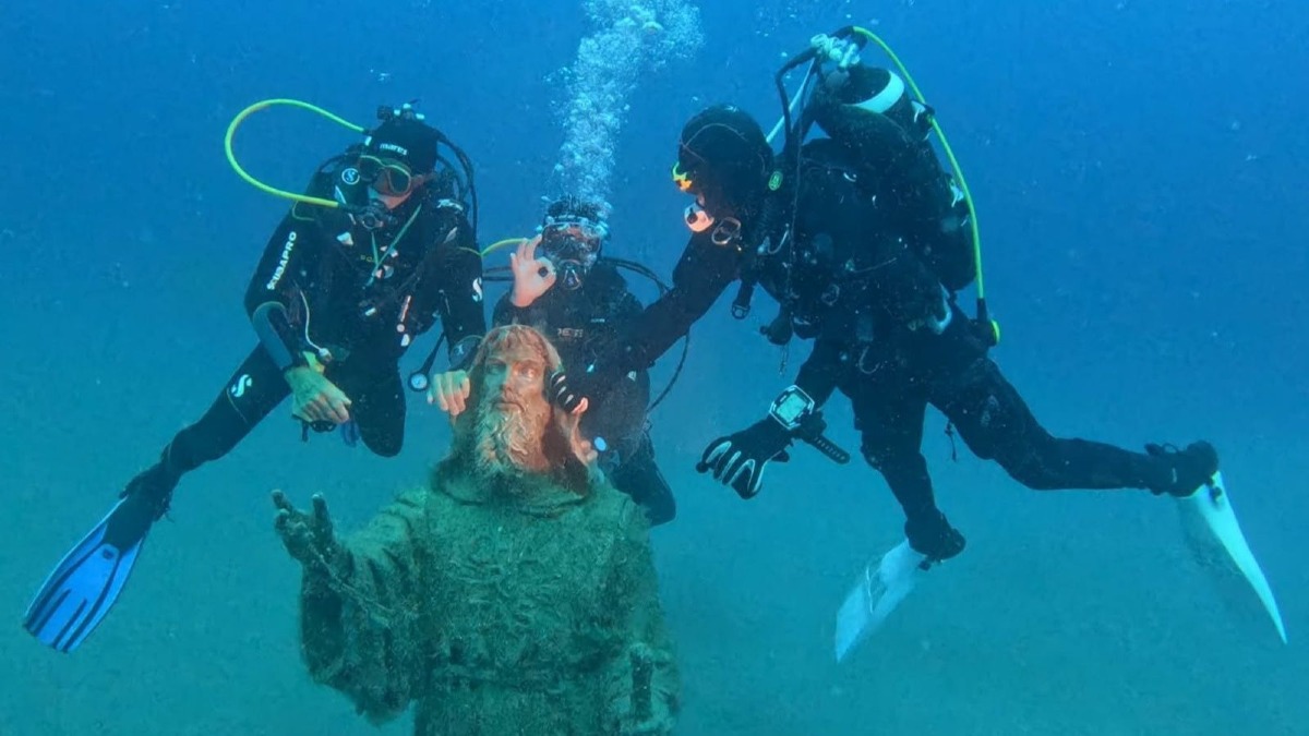 Paola, nei fondali la scoperta della rara Pennatula accanto a San Francesco degli Abissi - Foto Uff. Stampa Comune di Paola 