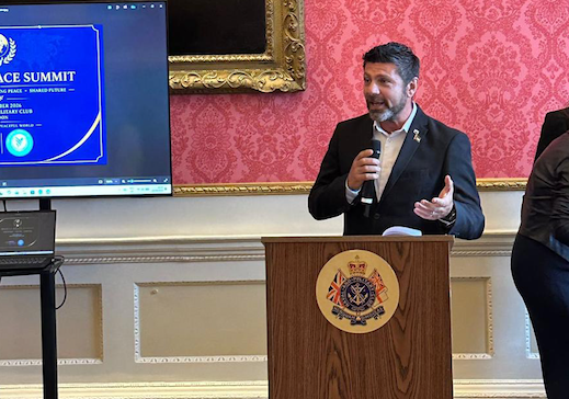 Il crotonese Fabio Carbone riceve a Londra il Peace Award 2026 - Foto: Fabio Carbone