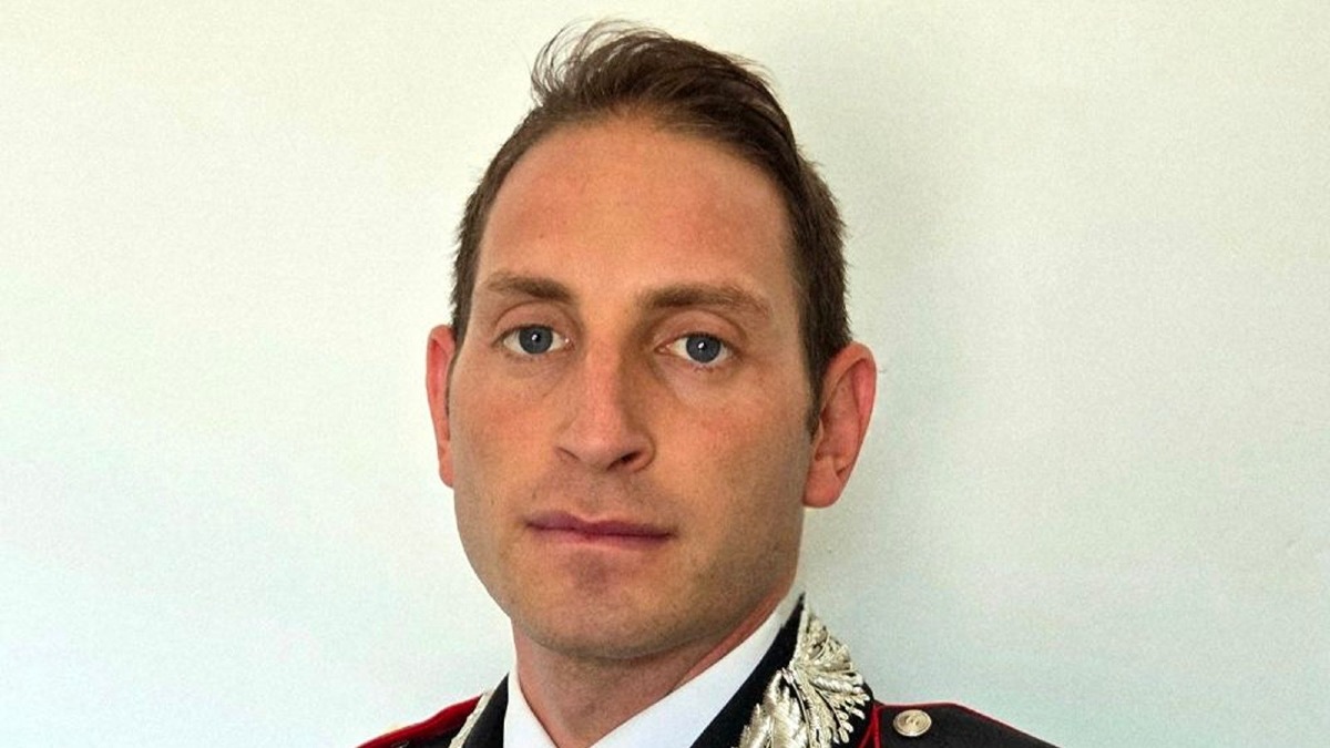 Il Tenente Coccia lascia il comando del Nucleo Operativo di Soverato - Foto Uff. Stampa Carabinieri Catanzaro 