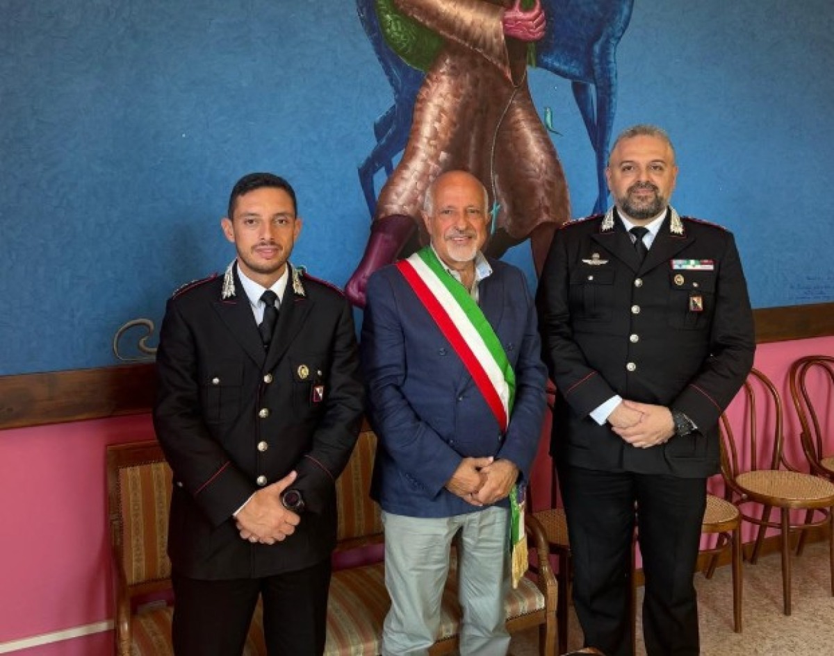 Soveria Mannelli, cambio nella Compagnia Carabinieri: saluta il capitano Migliano e arriva Perrone - Foto: Uff. Stampa Comune di Soveria Mannelli