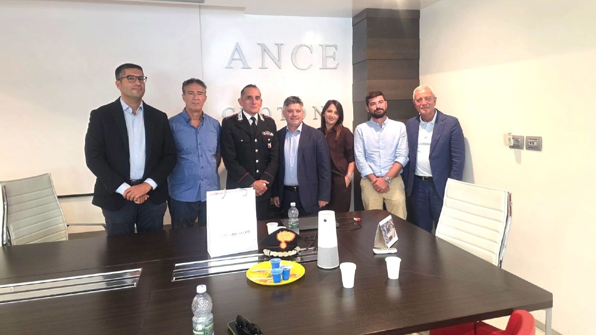 Ance Crotone incontra il colonnello Giovinazzo: legalità e tutela delle imprese al centro del confronto - Foto Uff. Stampa Ance Crotone 