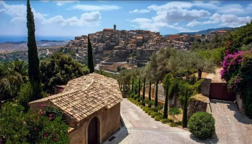 A Badolato il Premio Agnone del Molise contro lo spopolamento: riconoscimento a SPOP-ART - 