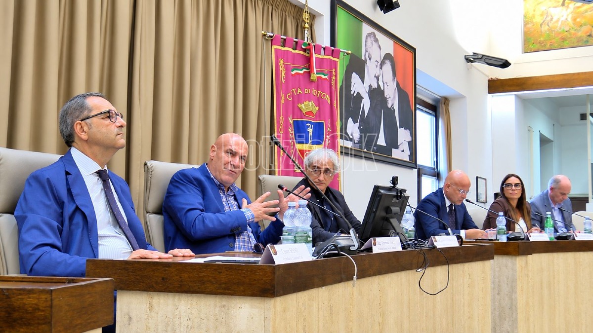 (VIDEO) Centro storico, cinque mila residenti in meno: Crotone cerca una nuova ripartenza - Foto: Redazione 