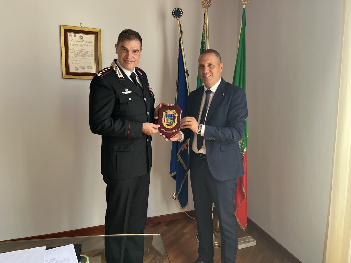 Crotone, incontro Ammirati-Pini per la collaborazione destinata a sicurezza e legalità  - Foto: Uff. Stampa Provincia di Crotone 
