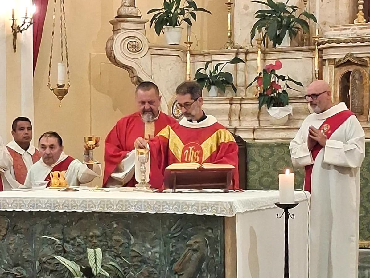 Ingresso di don Giuseppe Critelli a San Mango d’Aquino: prosegue il calendario delle nuove nomine - Foto Uff. Stampa Diocesi di Lamezia Terme 