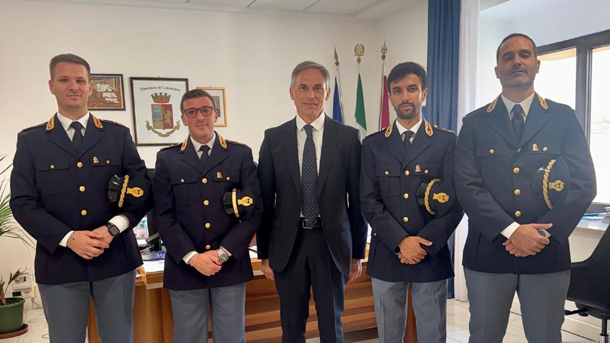 Quattro nuovi funzionari alla Questura di Catanzaro: nuovi incarichi per la Polizia di Stato -  Foto Uff. Stampa Questura di Catanzaro 