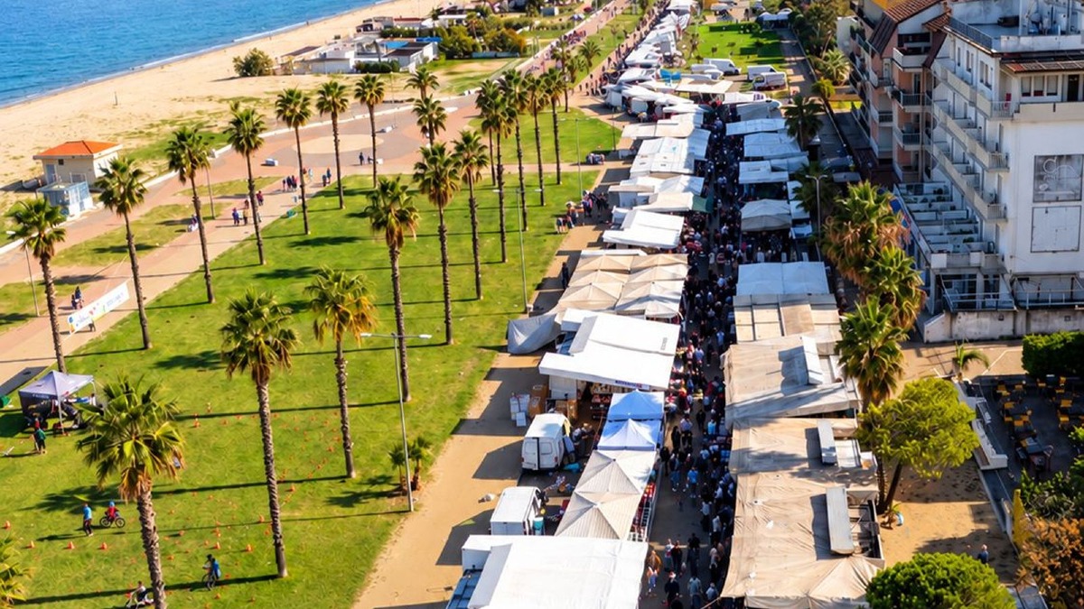 Corigliano-Rossano, Fiera di novembre a Schiavonea, al via le domande per i 291 posteggi -  Foto Uff. Stampa Comune di Corigliano-Rossano