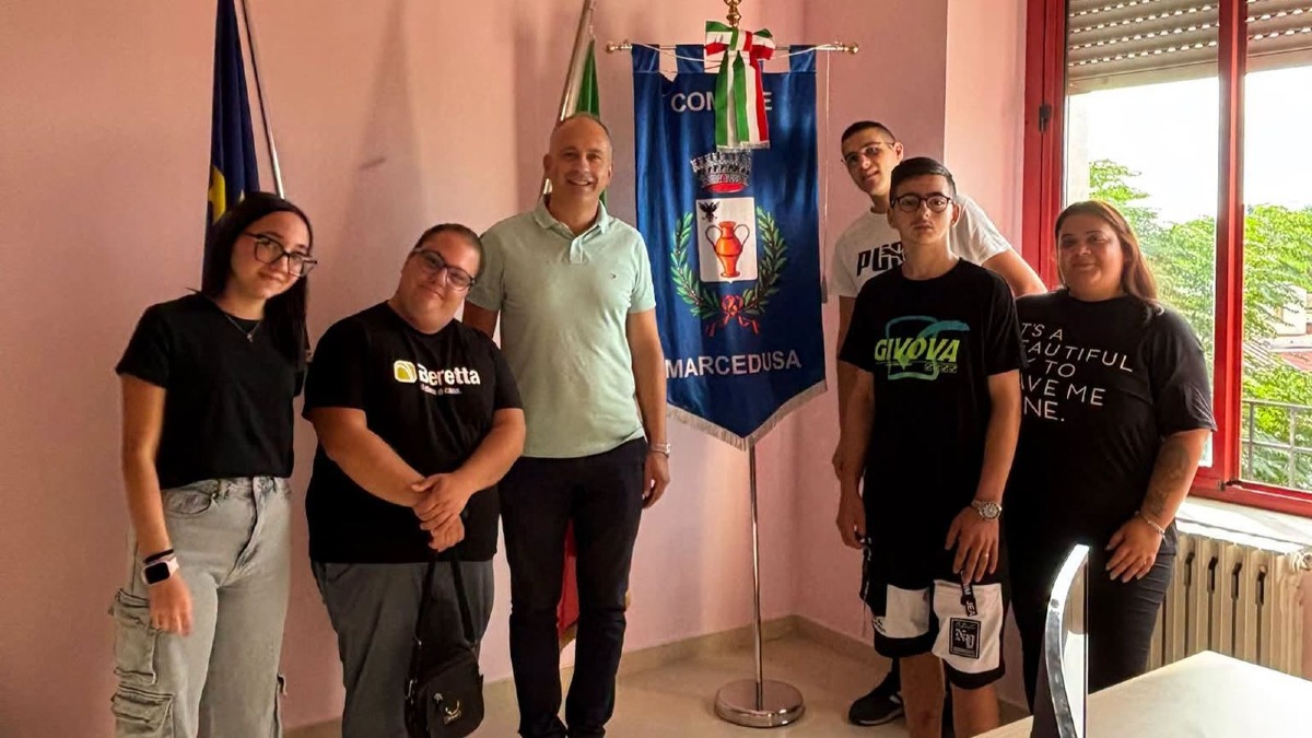 Marcedusa, cinque giovani entrano nel nuovo percorso di Servizio Civile - Foto Uff. Stampa Comune di Marcedusa