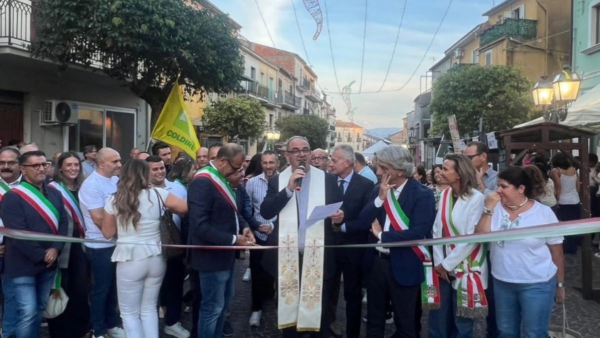 Belvedere Marittimo e Roggiano Gravina siglano il gemellaggio - Foto: Uff. Stampa Comune di Belvedere Marittimo