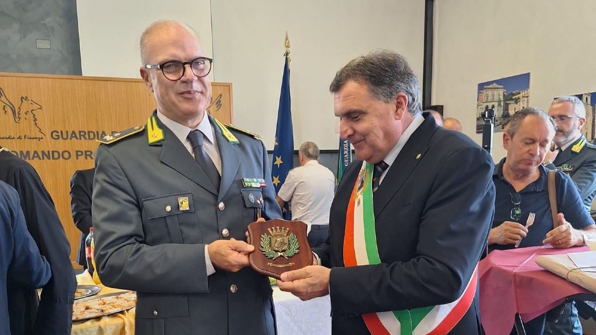 Paola, cerimonia di commiato per il Generale Giuseppe Dell’Anna - Foto Uff. Stampa Comune di Paola 