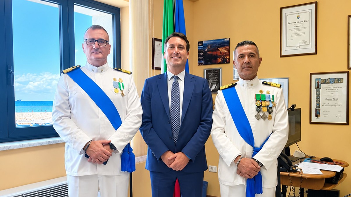 Piacenza alla Capitaneria di Crotone: «Sinergia fondamentale per il porto» - Foto: Uff Stampa Capitaneria di Porto Crotone