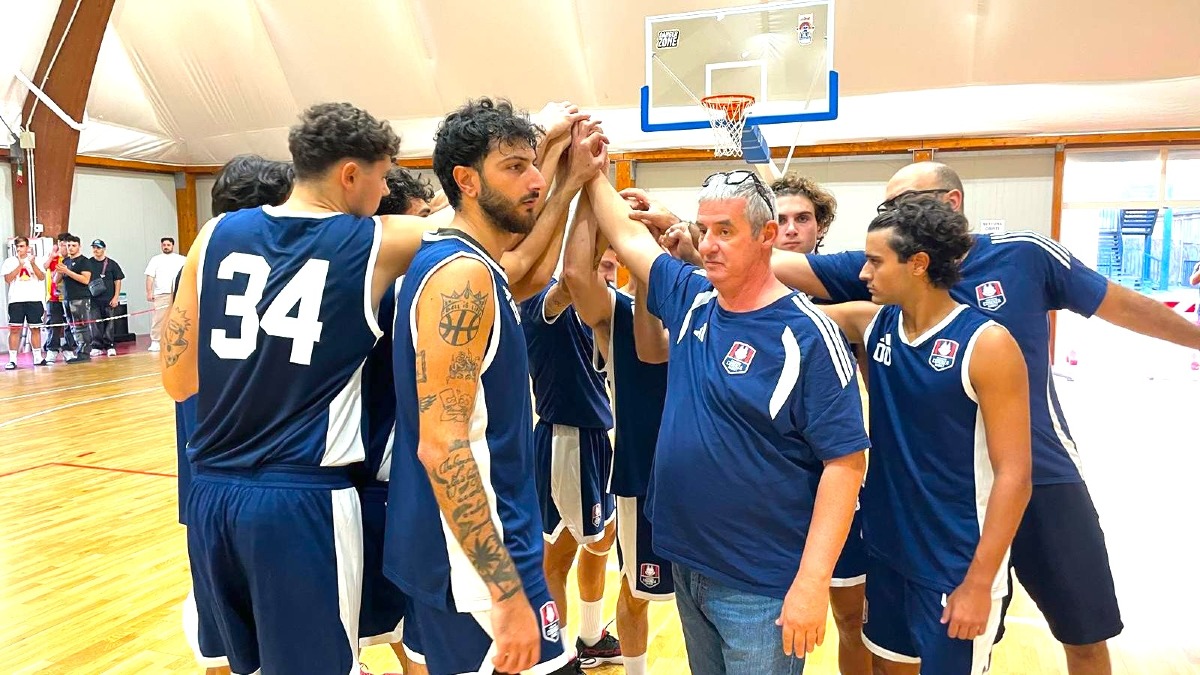 Basket, Pirossigeno Cosenza, rimonta incompiuta: Antoniana passa all’overtime - Foto Uff. Stampa Pirossigeno Cosenza