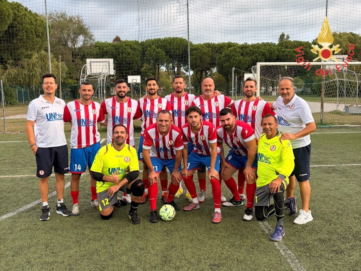 Vigili del Fuoco, la Calabria è campione d’Italia nel calcio a 5 a Cervia - Foto Uff. Stampa Vigili del fuoco 