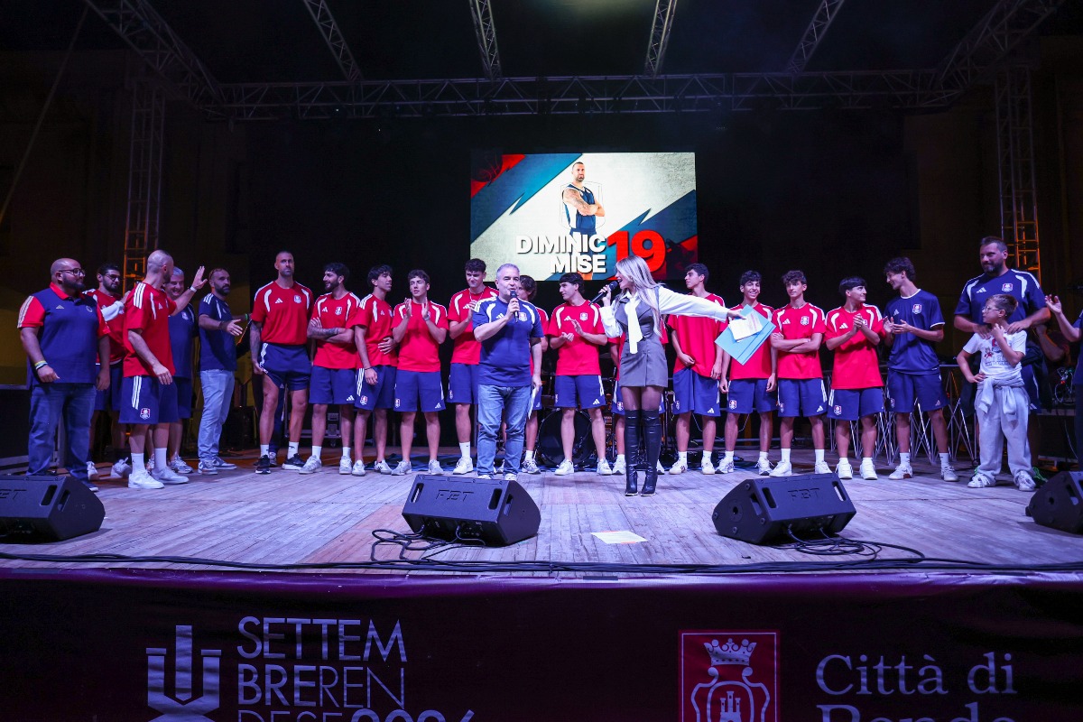 La Pirossigeno Cosenza Basket presenta il roster: una serata di festa - Foto: Uff. Stampa Pirossigeno Basket Cosenza