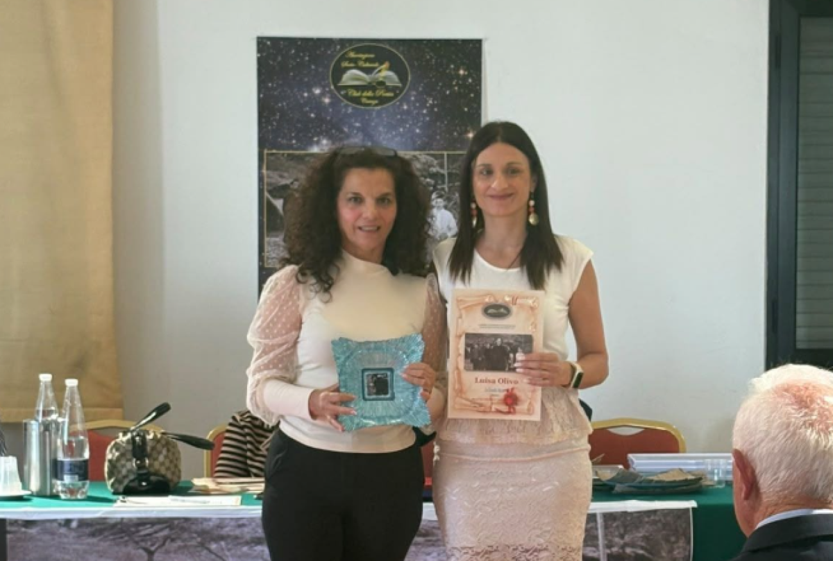 La poetessa crotonese Luisa Olivo premiata al concorso internazionale dedicato a Don Milani - Foto: Luisa Olivo