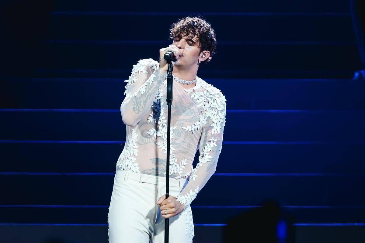 Achille Lauro show a San Siro, il concerto-evento va in onda stasera su Canale 5 - 