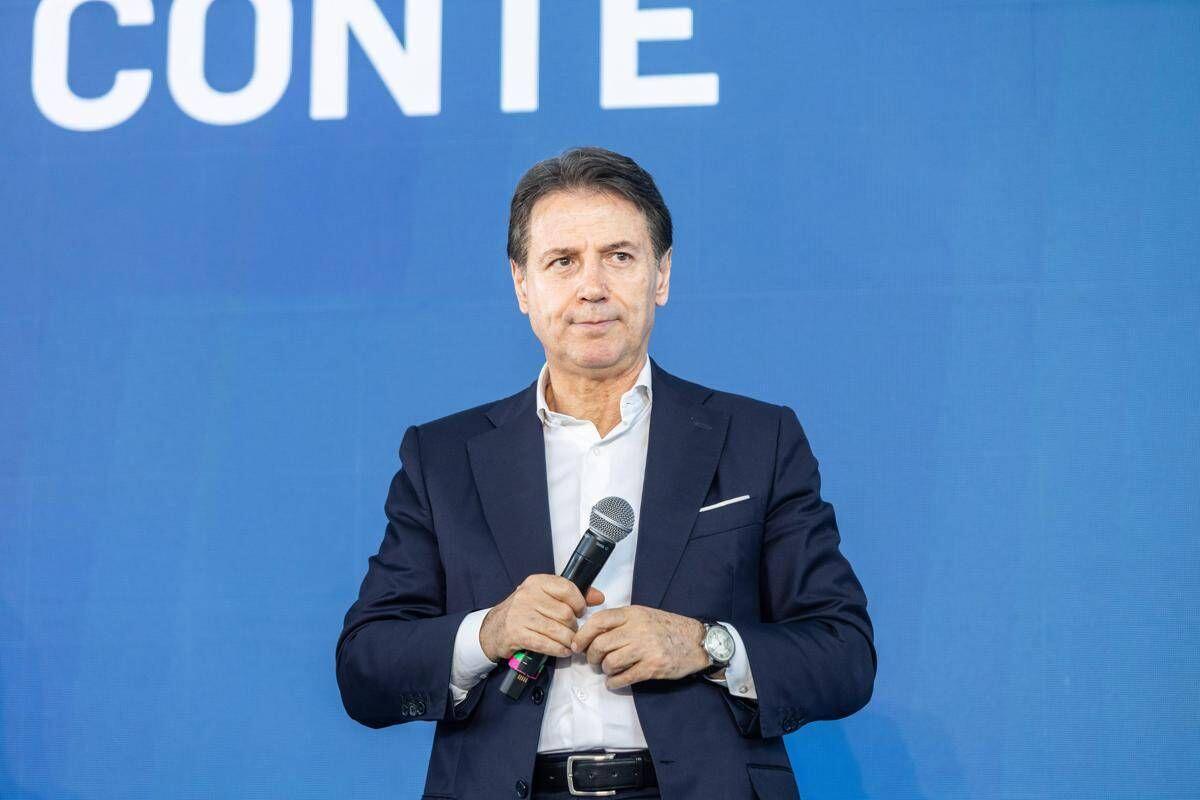 M5S, la base approva il programma in 20 punti: "L'invio di armi all'Ucraina allontana la pace" - 