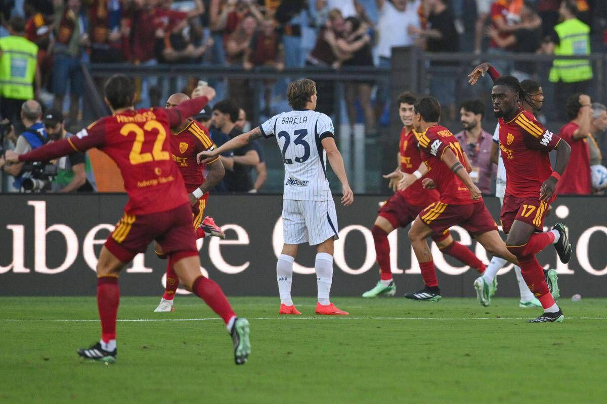 Roma-Inter, convalidato il secondo gol di Koné tra le polemiche: cos'è successo all'Olimpico - 