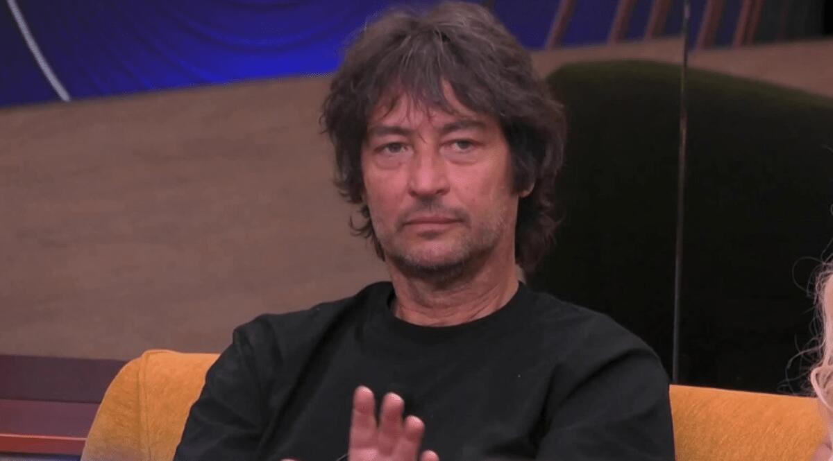 Simone Annicchiarico squalificato dal Grande Fratello Vip: la comunicazione - 