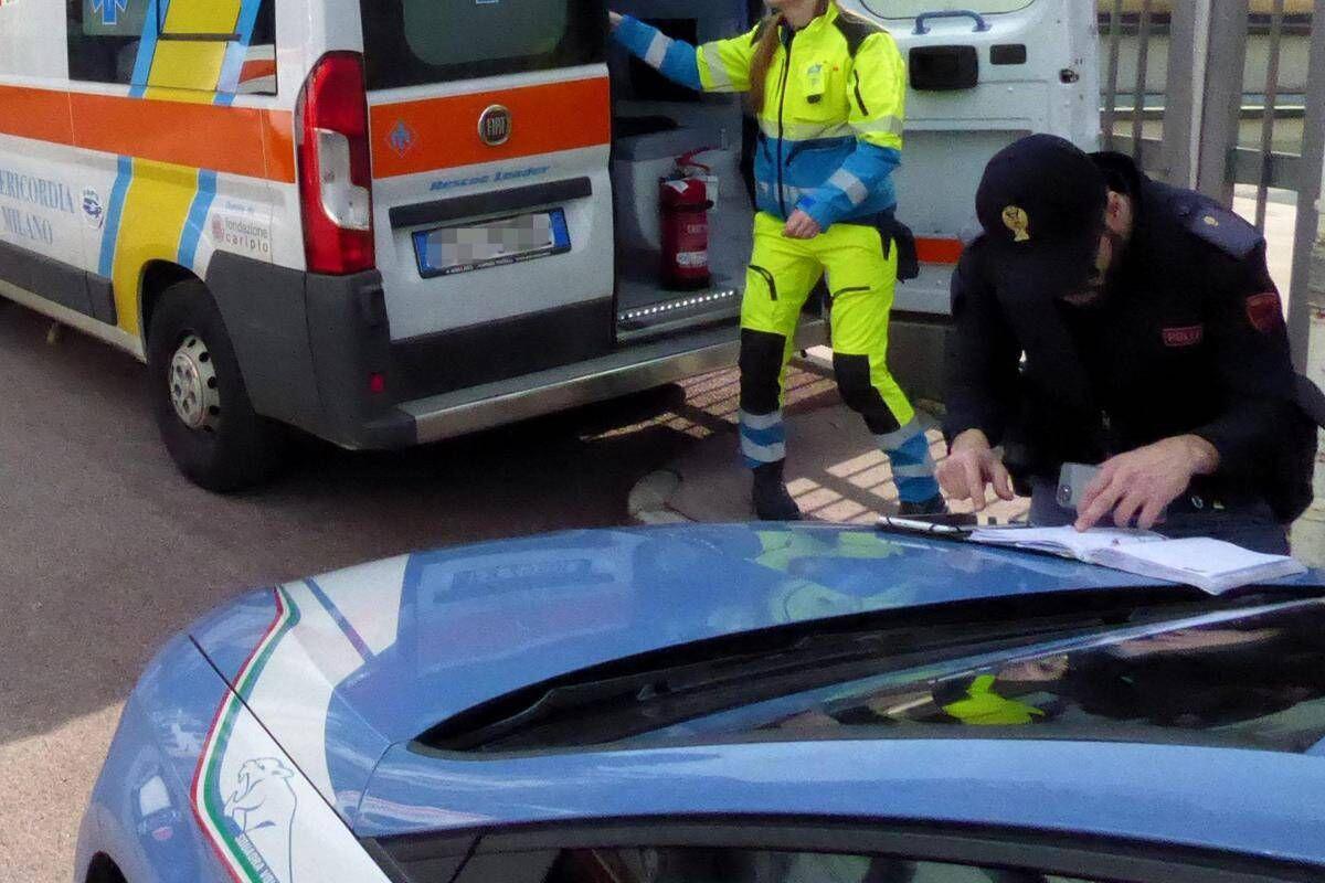 Milano, operaio di 48 anni muore precipitando da un sottotetto: indagini in corso - 