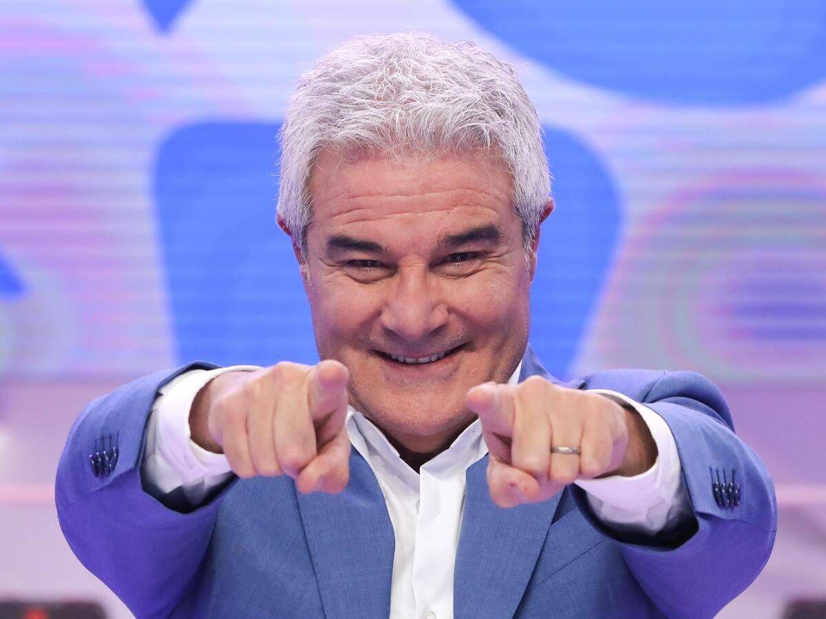 Pino Insegno, il legale: "Non deve sua presenza in Rai a Meloni, affermarlo lede la sua reputazione" - 