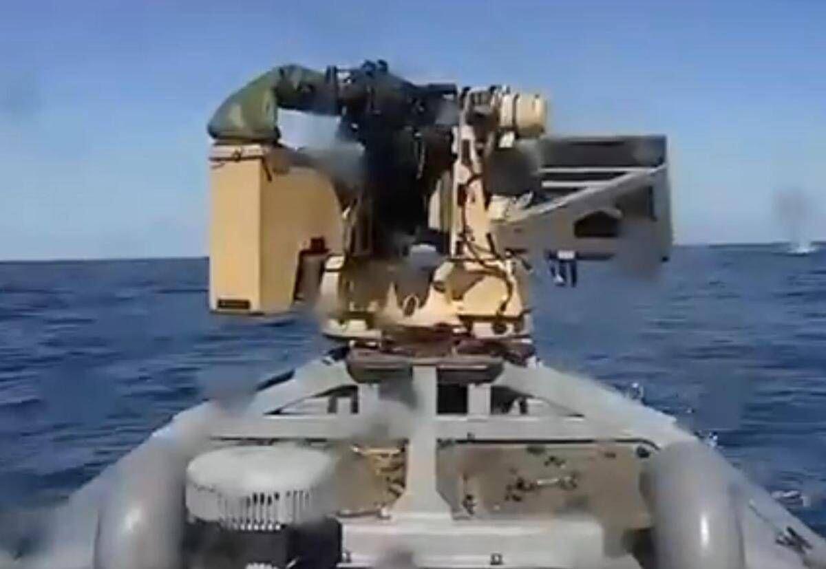 Battaglia navale nel Mar Nero, il drone ucraino vince il duello: la Russia va k.o. - Video - 