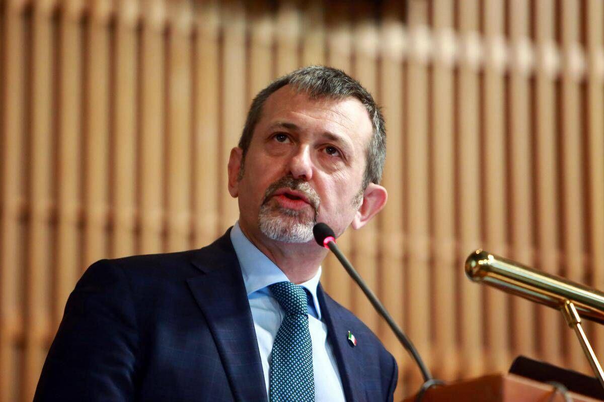 Caso Cospito, per i giudici d'appello Delmastro violò segreto: "Informazioni per finalità politica" - 