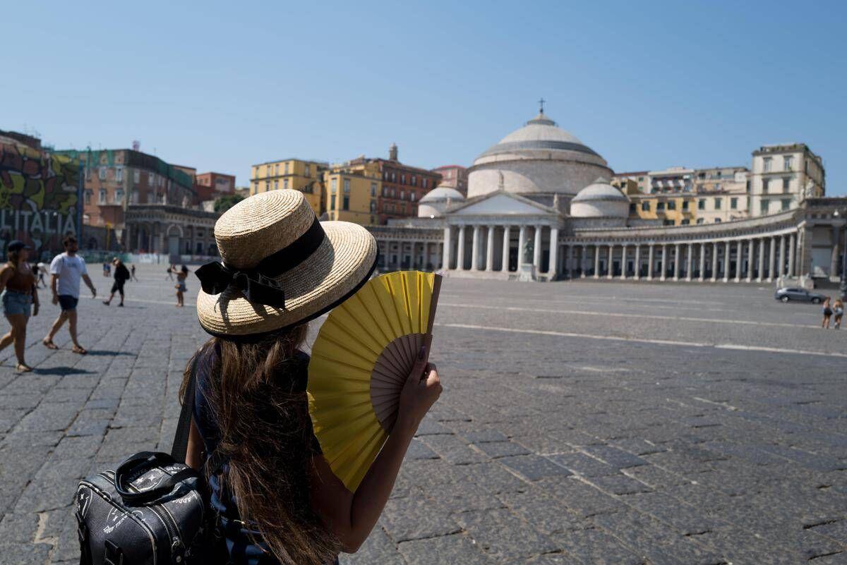 Ultimi giorni di caldo estremo, in arrivo piogge e calo termico: l'Italia torna a respirare - 
