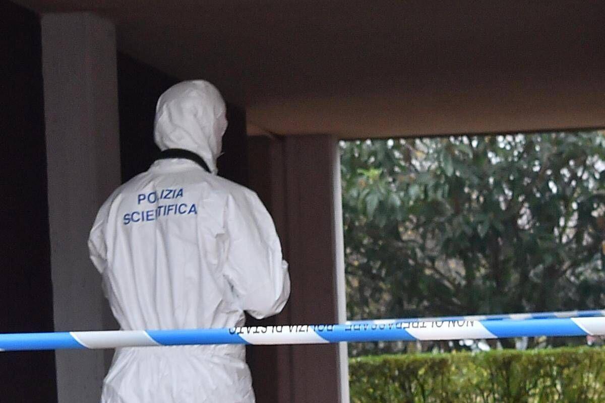 Pavia, trovato morto in casa il 24enne che pochi giorni fa aveva subito un'aggressione omofoba - 