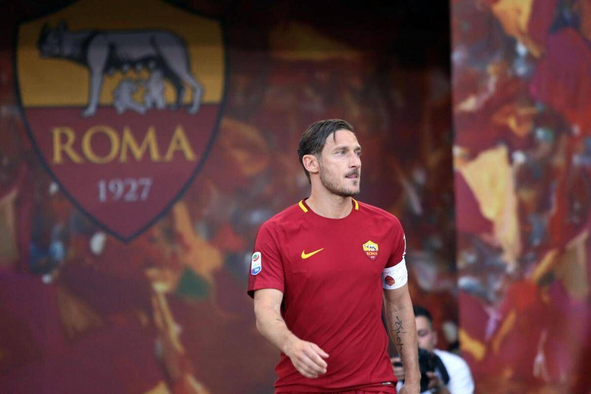 I 50 anni di Francesco Totti: mezzo secolo di classe, lealtà e amore eterno per la Roma - 