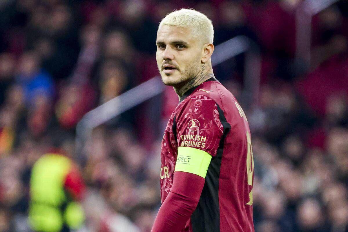 Mauro Icardi, patente sospesa fino al 2099 in Argentina. Lui attacca: "Pensate a sistemare le strade" - 