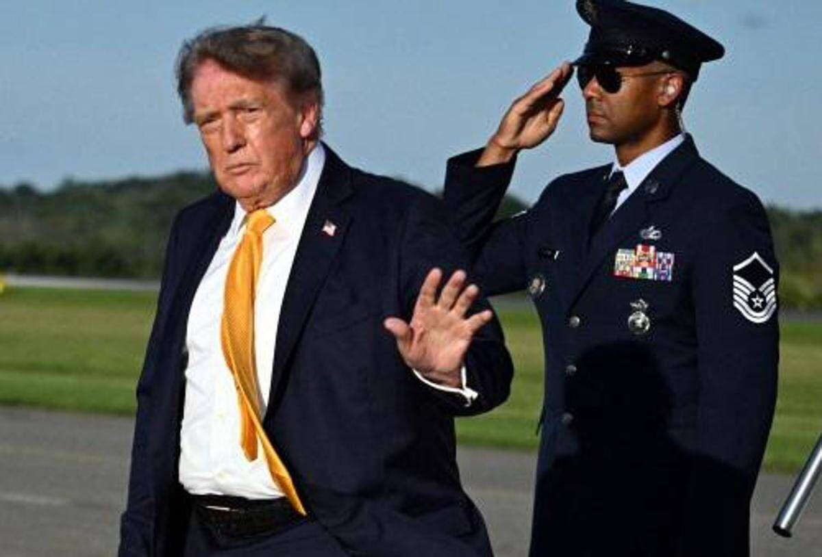 Trump cambia look, addio ciuffo biondo: i capelli castani scatenano il web - 