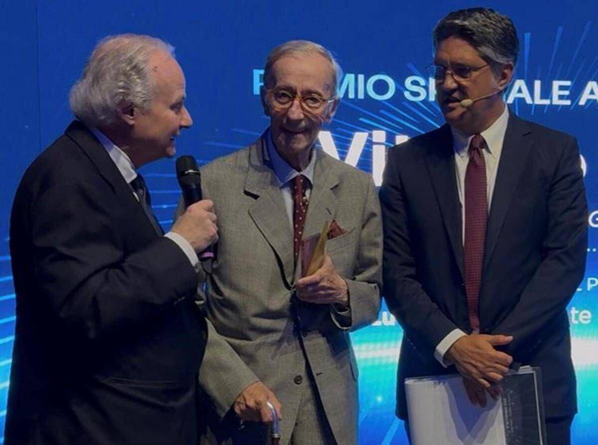 Premio Speciale alla Carriera a Vittorio Feltri: "Ho imparato copiando dai grandi maestri" - 