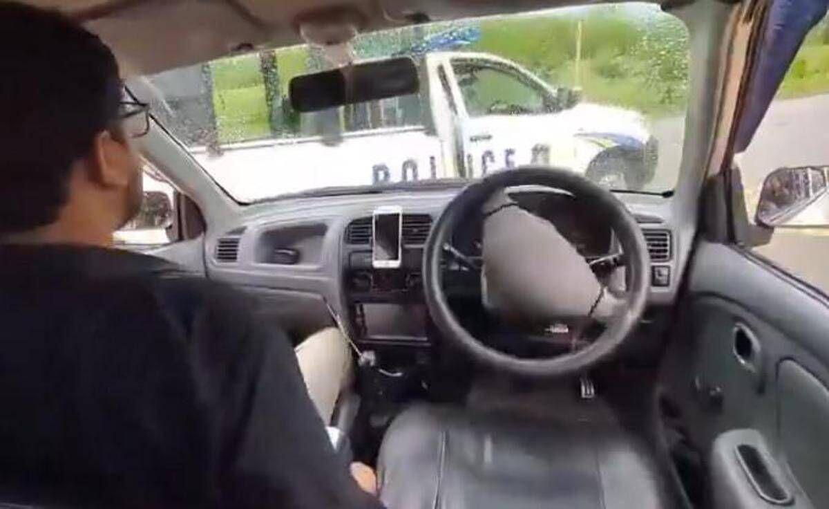 Auto a guida autonoma impazzisce e centra la polizia: "È stato un guasto tecnico" - 