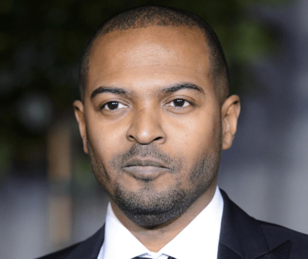 Noel Clarke, l'attore di 'Doctor Who' accusato di reati sessuali contro cinque donne - 