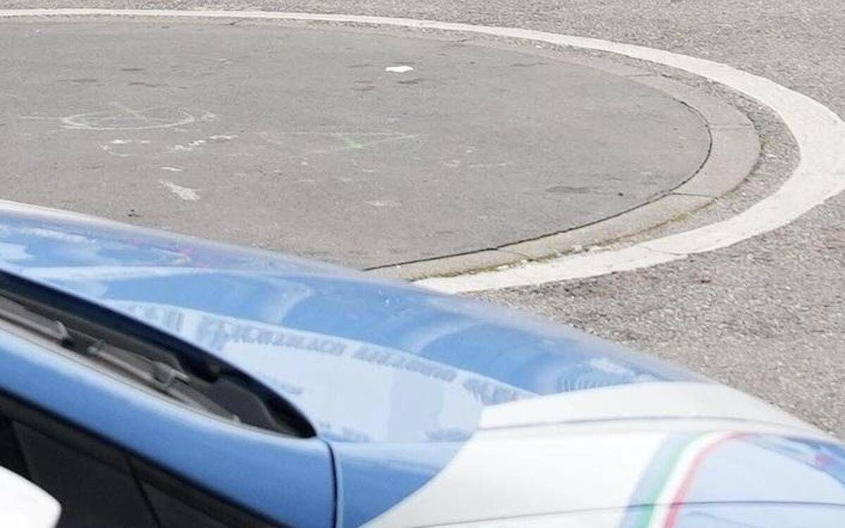 Aggredisce anziana alle spalle e tenta di sgozzarla, arrestato 42enne a Gela - 