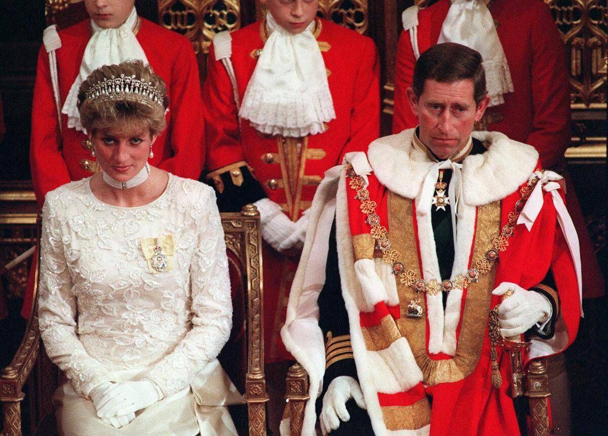Buckingham Palace respinge le accuse del fratello di Lady Diana: "Il dolore può offuscare la memoria" - 